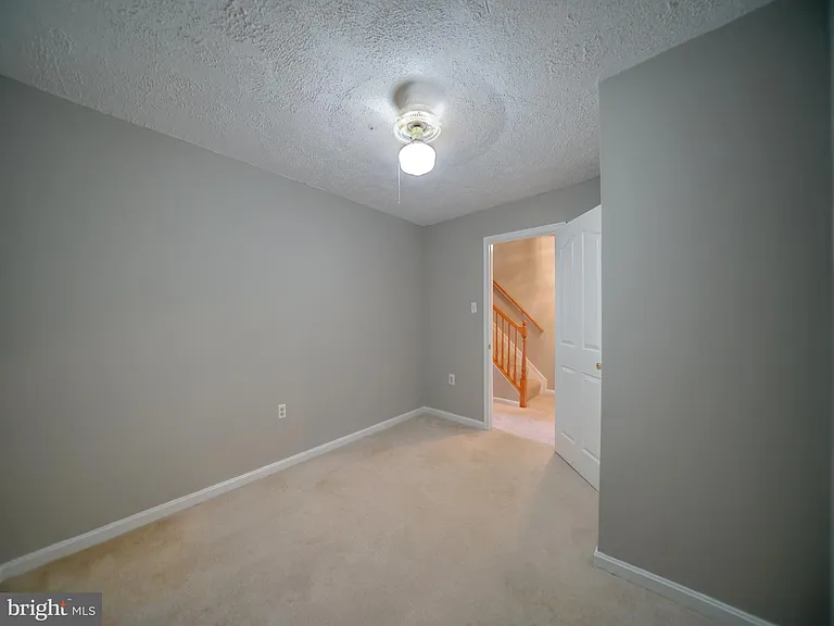 9314 Lawson Ln — Photo 39