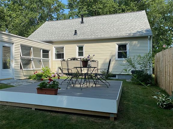 4th image of 19 Sierra Rd