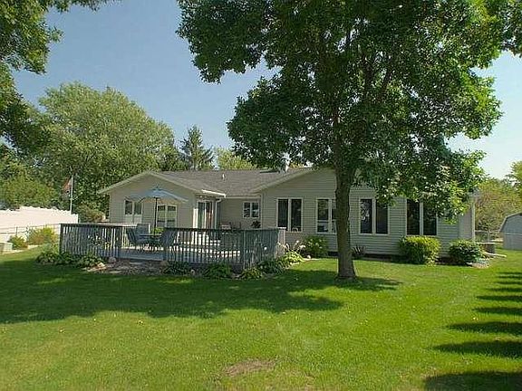 3rd image of 4804 Kings Ct #4806