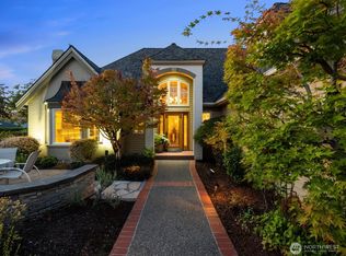 9804 Marine View Dr, Mukilteo, WA