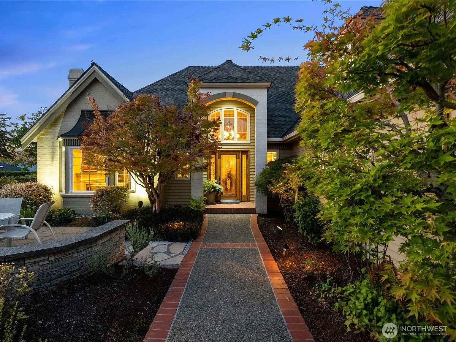 9804 Marine View Drive photo 1