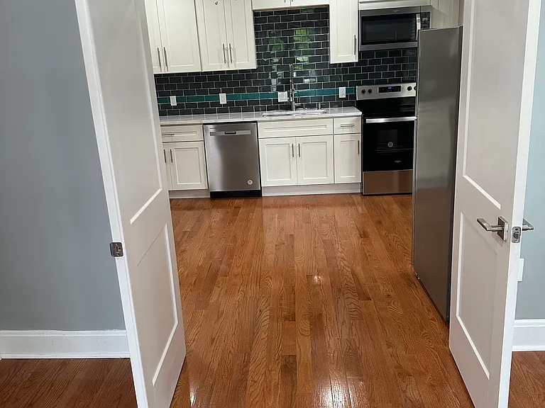 141 Louis Ave #1 — Photo 11