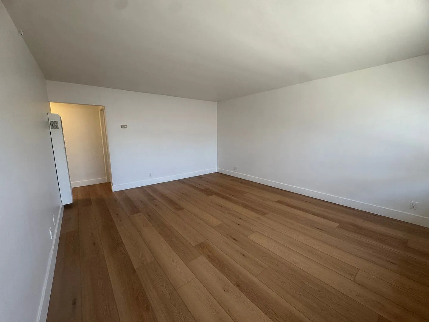 LA 476 Saighar — Photo 2