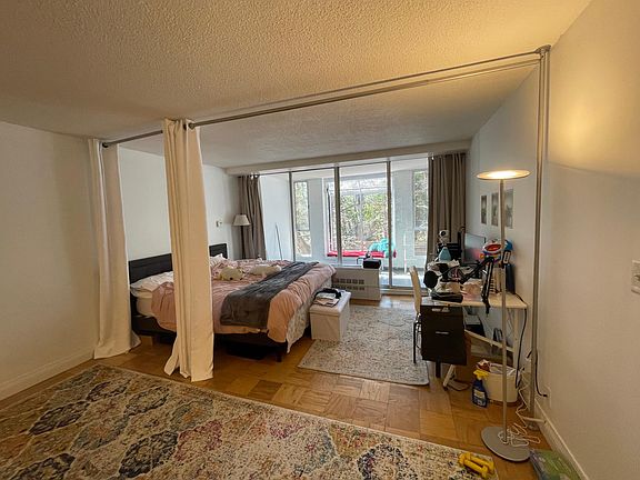 5th image of 99 Pond Ave APT 407