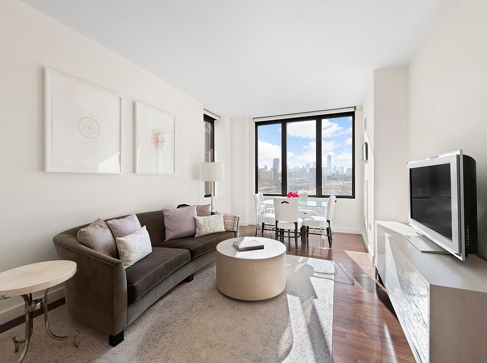 1st image of 101 W 24th St APT 12C