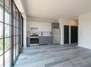 1220 N Bosworth Ave, Chicago, IL 60642