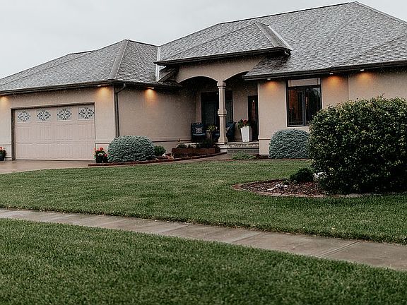 2nd image of 160 W Sloup Dr