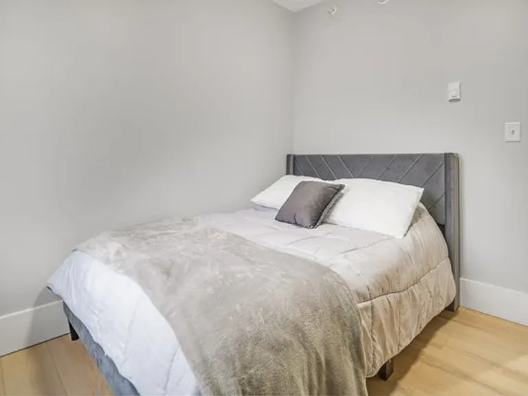 504 Stewart Ave — Photo 157