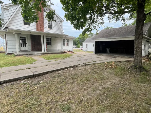 209 N Maguire St, Warrensburg, MO 64093