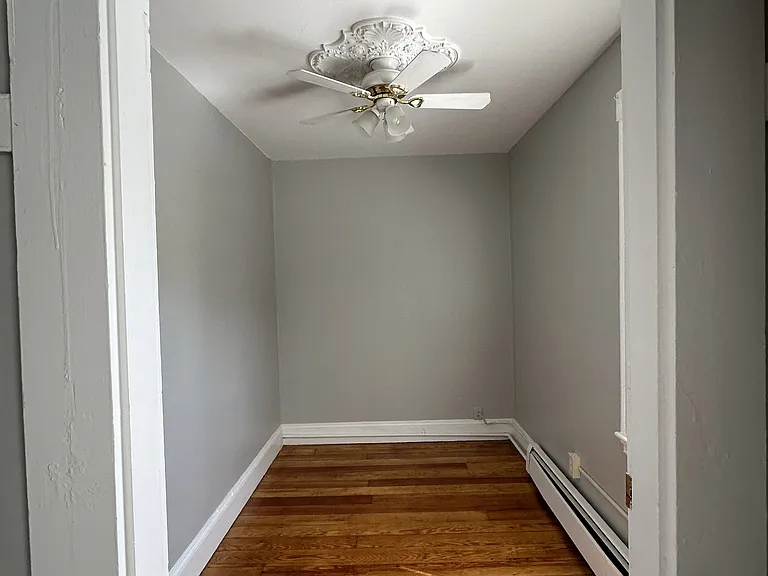 135 Nonantum St — Photo 3