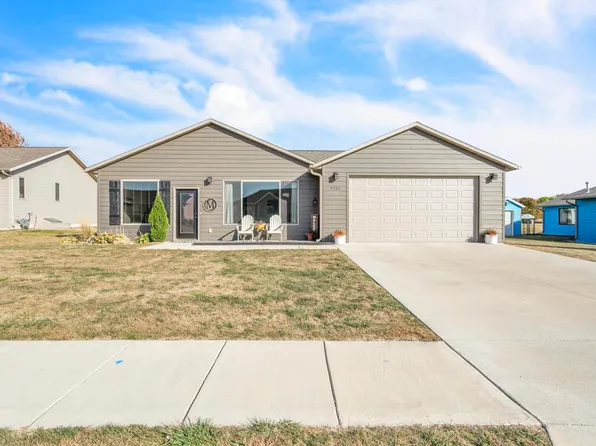 2701 Troy Ave, Spirit Lake, IA 51360