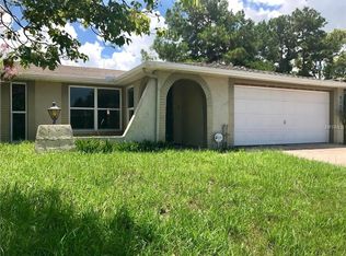 9120 Mark Twain Ln, Port Richey, FL 34668