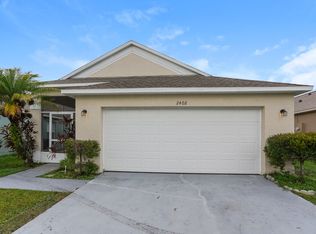 2402 Knightsbridge Blvd, Kissimmee, FL 34744