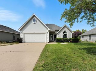 4419 SW Stone Ave, Topeka, KS 66610