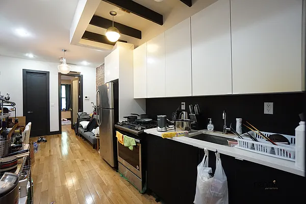 Rented by Rennit Inc. | media 36