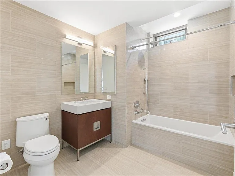 99 Hudson St #700 — Photo 14