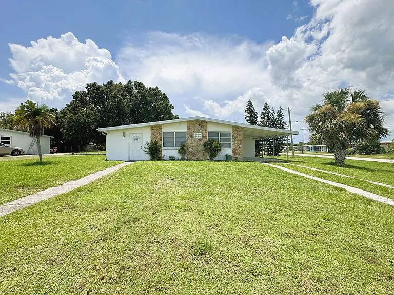 4380 Conway Blvd — Photo 1