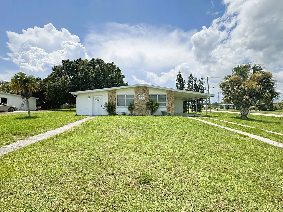 4380 Conway Blvd