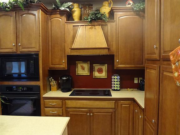3rd image of 3021 W 33rd Ave