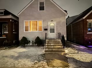 3945 W 55th Pl, Chicago, IL 60629