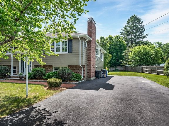 2nd image of 23 Dutton Rd