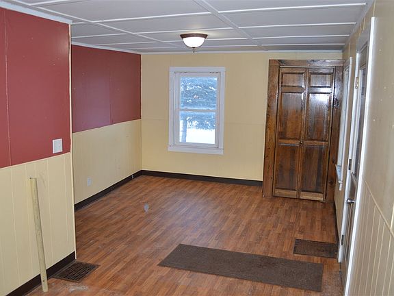 4th image of 115 Jersey Ave