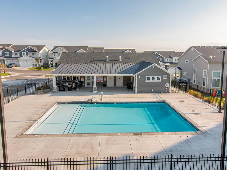 4328 W Quiet Shade Dr — Photo 25