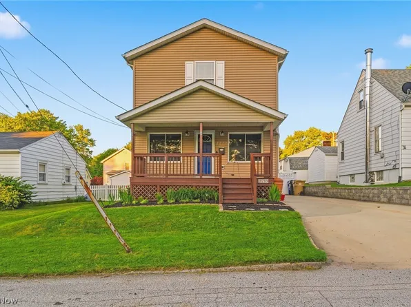 2213 10th St, Cuyahoga Falls, OH 44221