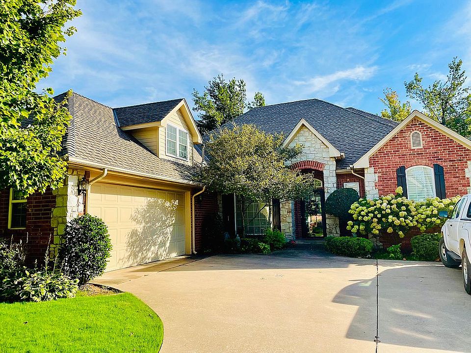 2000 Red Prairie Drive 