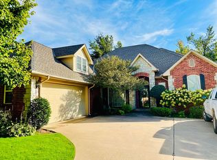 2000 Red Prairie Dr, Edmond, OK 73025