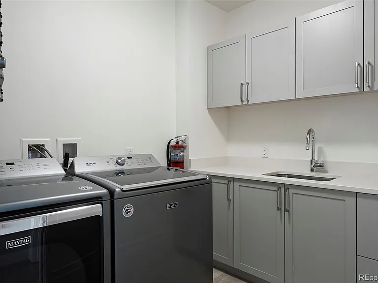 1750 Wewatta St #1928 — Photo 21