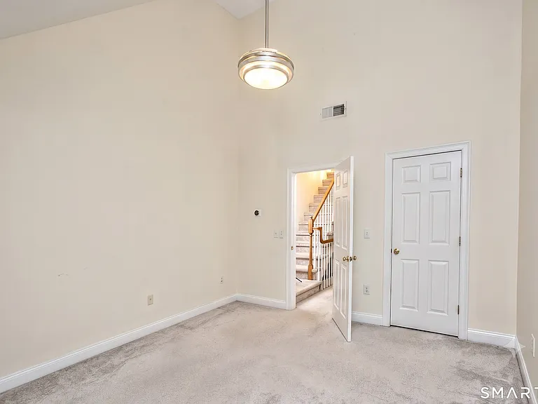 39 Maple Tree Ave #52 — Photo 12