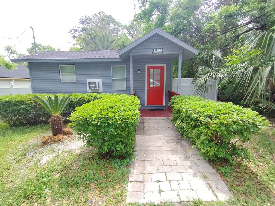 1st image of 3052 Trout River Blvd