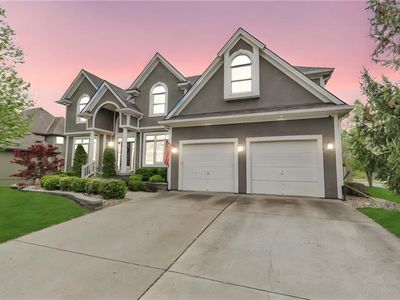 1317 SW Pebble Ln, Lees Summit, MO, 64082