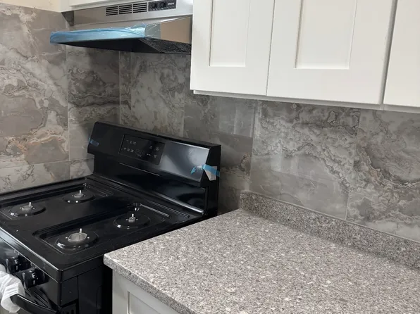 (undisclosed Address), Bronx, NY 10466