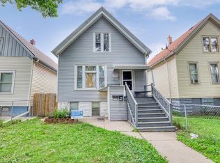 1539 S 21st St, Milwaukee, WI 53204