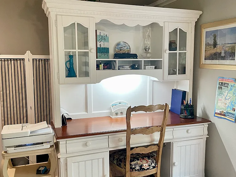 NE Shore Pl — Photo 12