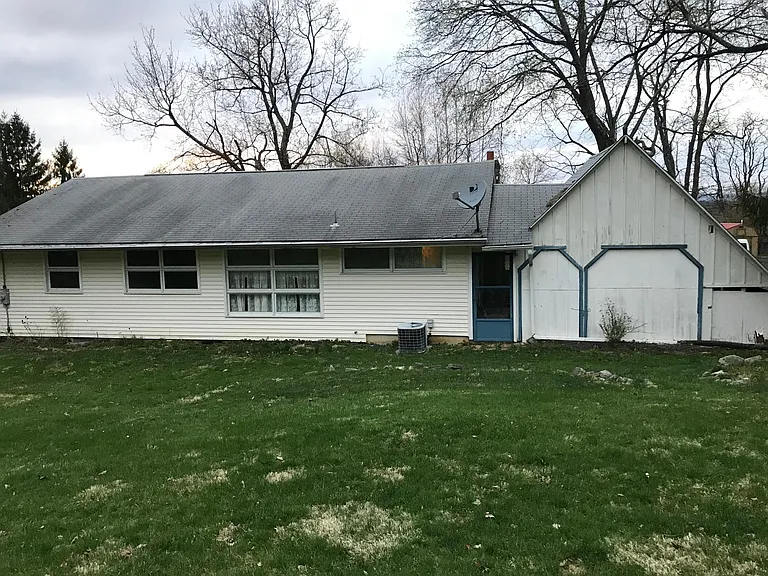 110 Butternut St — Photo 2