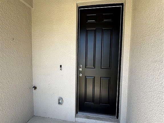2nd image of 5860 Ocean Isle Dr