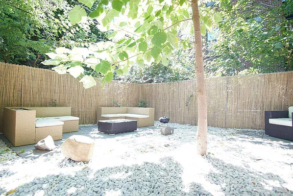 Rented by Jaytee America LLC | media 5