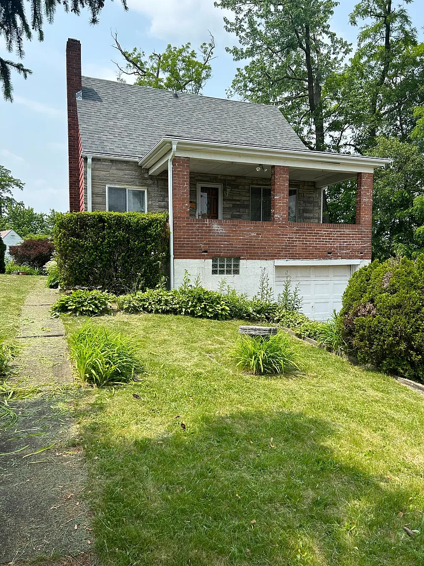1600 Steiner Ave photo 1