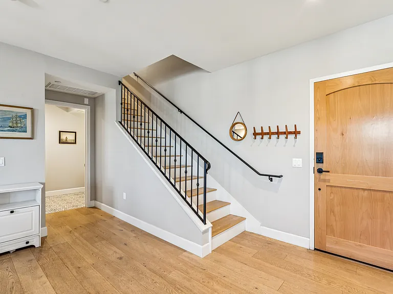 1010 S El Camino Real — Photo 15