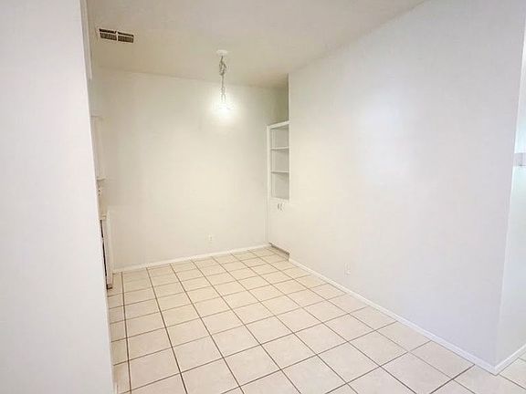 5th image of 106 E 30th St APT 101