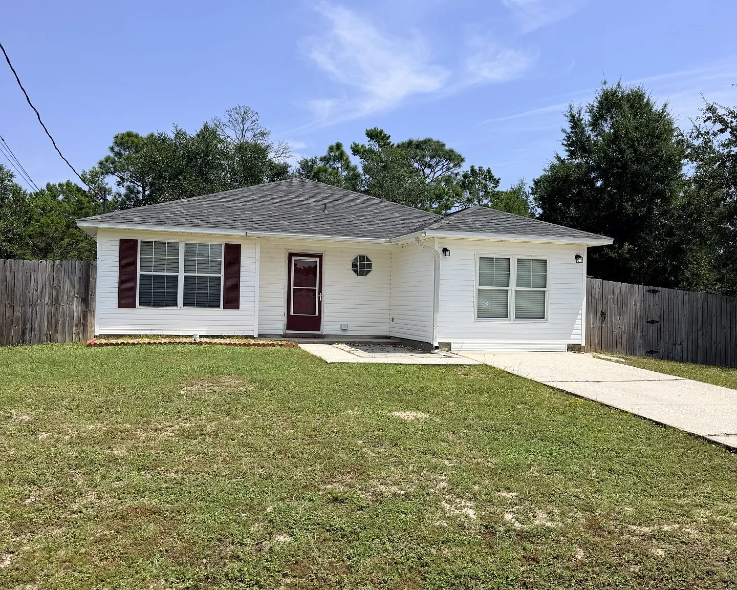 3 bed, 1420 sqft, $1,890 — Photo 1