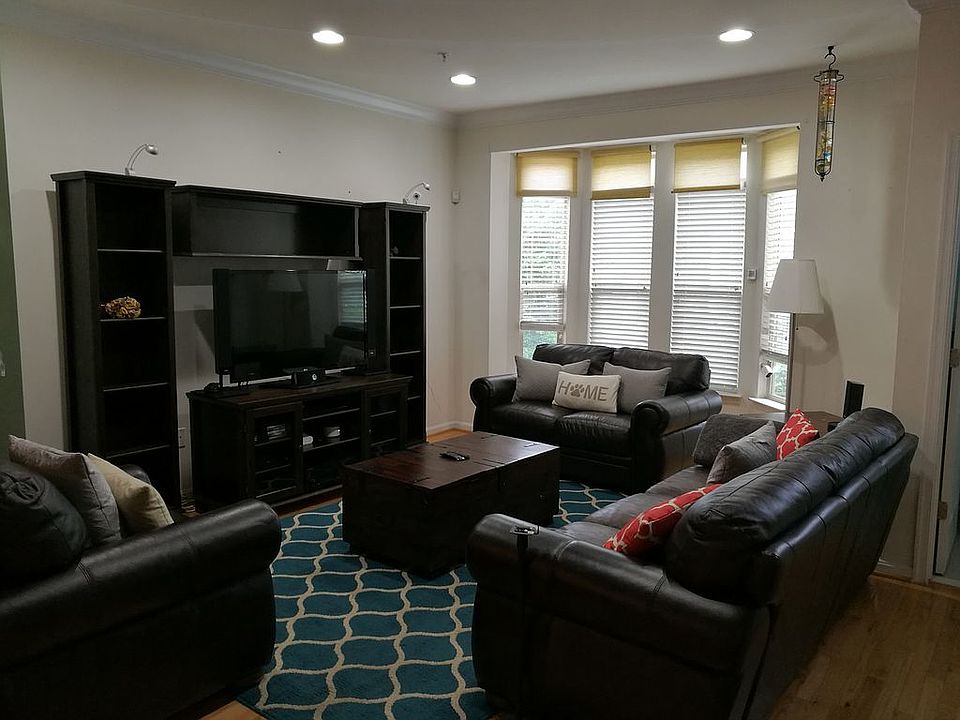 Main Floor Living Room