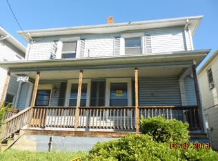 1345 Greenwood Ave, Zanesville, OH 43701