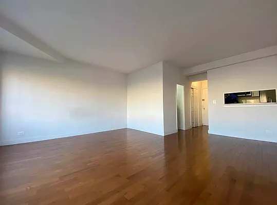 Rented by Compass | media 12