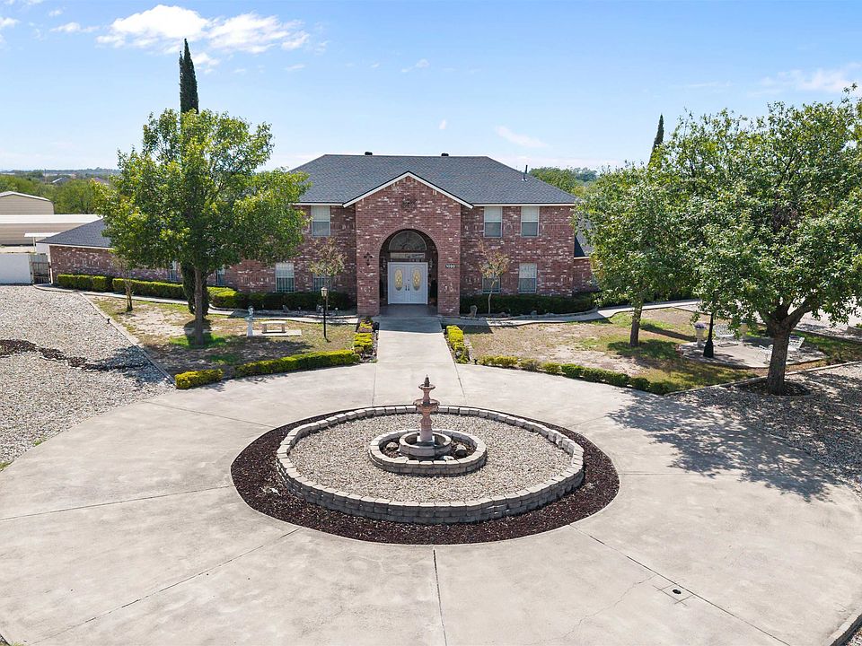 1st image of 1020 Mary Lou Dr