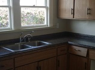 5941 Bromley Ave, Oakland, CA 94621
