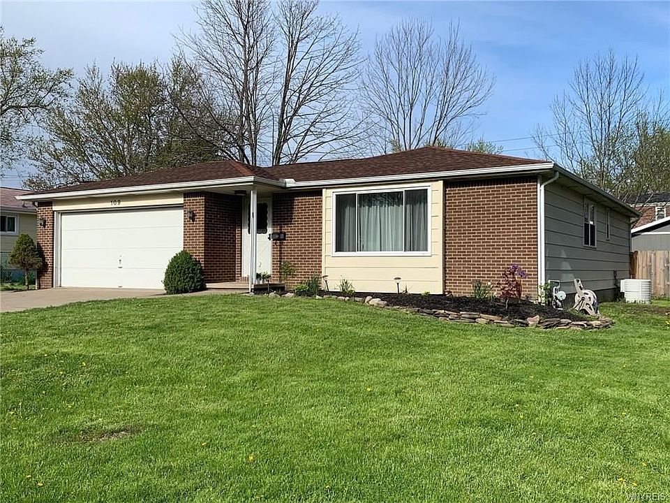 1st image of 109 Evelyn Ave